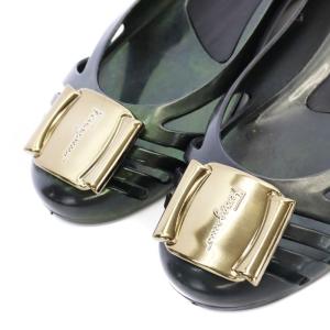 Salvatore Ferragamo BARMUDA ラバーシューズ パンプス アーモンドトゥ メタルリボン 8 25cm 黒 ブラック