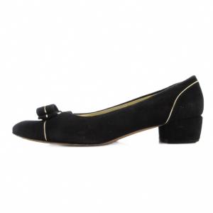 Salvatore Ferragamo ヴァラ パンプス シューズ スエード リボン 7.5 黒 ブラック ゴールド色 /YJ GY62