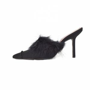 YVES SAINT LAURENT ファー ポインテッドトゥ ミュール 7 黒 ブラック GY62