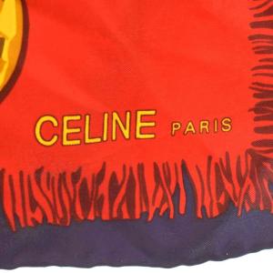 CELINE スカーフ 総柄 クリスマスモチーフ 赤 レッド 緑 グリーン 黄色 イエロー GY62