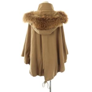 BURBERRY BLUE LABEL コート ポンチョ ファー 38 ベージュ