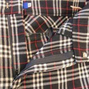 Burberry's BLUE LABEL パンツ 36 黒 ブラック チェック柄 ロゴ刺繍 ストレート /AO10 GY61