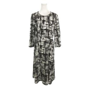 ワンピース 11 白 ホワイト 黒 ブラック 長袖 総柄 フロッキー加工 VL22-50302 /MN6