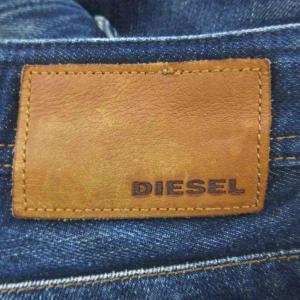 DIESEL TIMMEN デニムパンツ ジーンズ ストレート W31 L30 紺 ダメージ加工 ボタンフライ /HO11