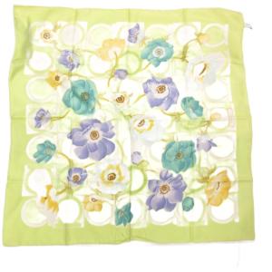 美品 スカーフ 絹 シルク 黄緑 花柄 円形模様 /IL GY99