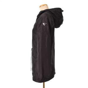 PRADA 291372 ナイロンパーカー 三角プレート 38 ブラック