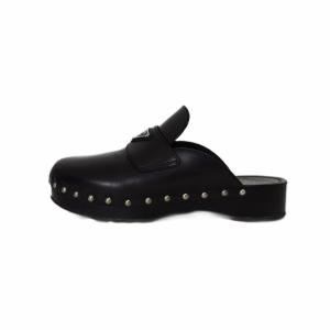 PRADA サンダル 三角プレート スタッズ レザー 8 ブラック 2Z2993