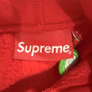 Supreme KAWS 21SS Chalk Logo Hooded Sweatshirt