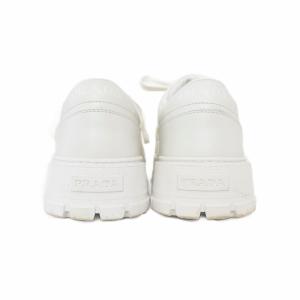 PRADA トライアングルロゴ レザー スニーカー 8 ホワイト 2EG452