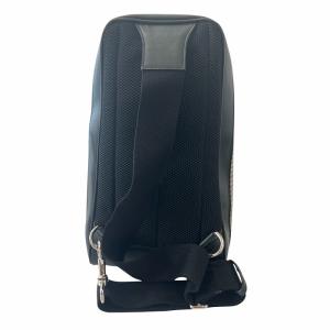 GUCCI 450970 日本限定 GG グッチシマ レザー ボディバッグ ブラック