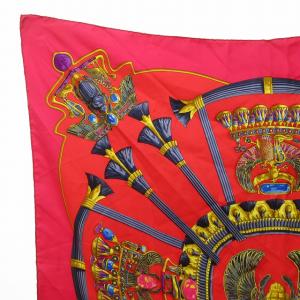 HERMES カレ90 caty 古代エジプト スカラベ柄 スカーフ 総柄 シルク100％ 赤系 ECR17