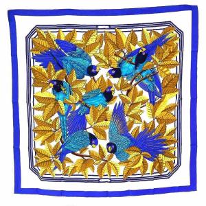 スカーフ カレ 90 Les Perroquets detail オウム 鳥 シルク 青 ブルー 白 ホワイト