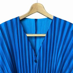 ISSEY MIYAKE FÉTÉ ストライプ 長袖カーディガン ISSEY MIYAKE FÉTÉ ストライプ 長袖カーディガン - メルカリ