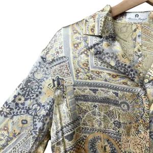 AIGNER ETIENNE 美品 シルク シャツ ブラウス 花柄 総柄 ロゴ刺繍 長袖 I 42 ベージュ グレー