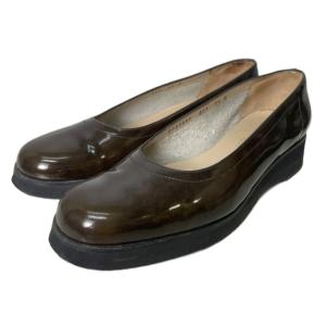 エナメル パテントレザーパンプス シューズ ラウンドトゥ 8.5 D ブラウン GY14