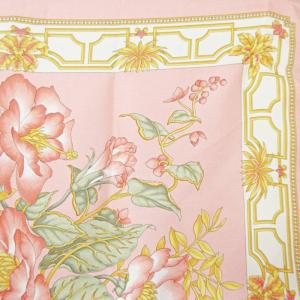 Salvatore Ferragamo 美品 ポケットチーフ シルク スカーフ アニマル シマウマ ゼブラ 鳥 ピンク 0529