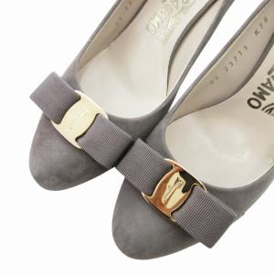 Salvatore Ferragamo ヴァラリボン パンプス ウェッジソール グレー系 6.5