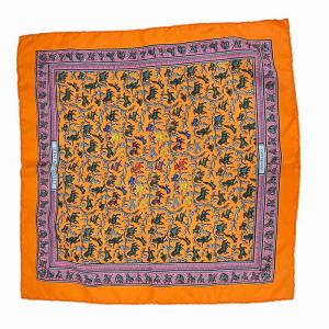 美品 プチカレ インドの狩猟 CHASSE EN INDE スカーフ シルク 総柄 アニマル柄 オレンジ マルチカラー