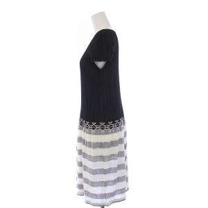 PLEATS PLEASE ISSEY MIYAKE イッセイミヤケ ワンピース ひざ丈 半袖 フレンチスリーブ ボーダー柄 3 L 黒 ブラック グレー /YT