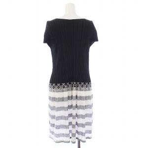 PLEATS PLEASE ISSEY MIYAKE イッセイミヤケ ワンピース ひざ丈 半袖 フレンチスリーブ ボーダー柄 3 L 黒 ブラック グレー /YT