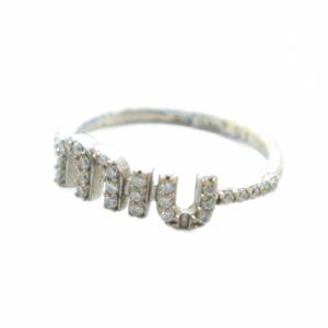 指輪 ロゴ リング ラインストーン シルバー色 GY18 /MQ