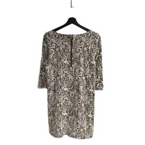 UNITED ARROWS closet story ワンピース ひざ丈 ボタニカル柄 白 ホワイト 黒 ブラック WGA
