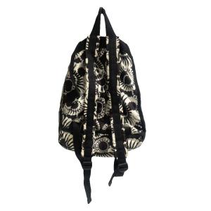 LesportSAC リュックサック デイパック 総柄 白 ホワイト 黒 ブラック GY99