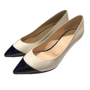 美品 パンプス ポインテッドトゥ 34.5 白 ホワイト 黒 ブラック GY99